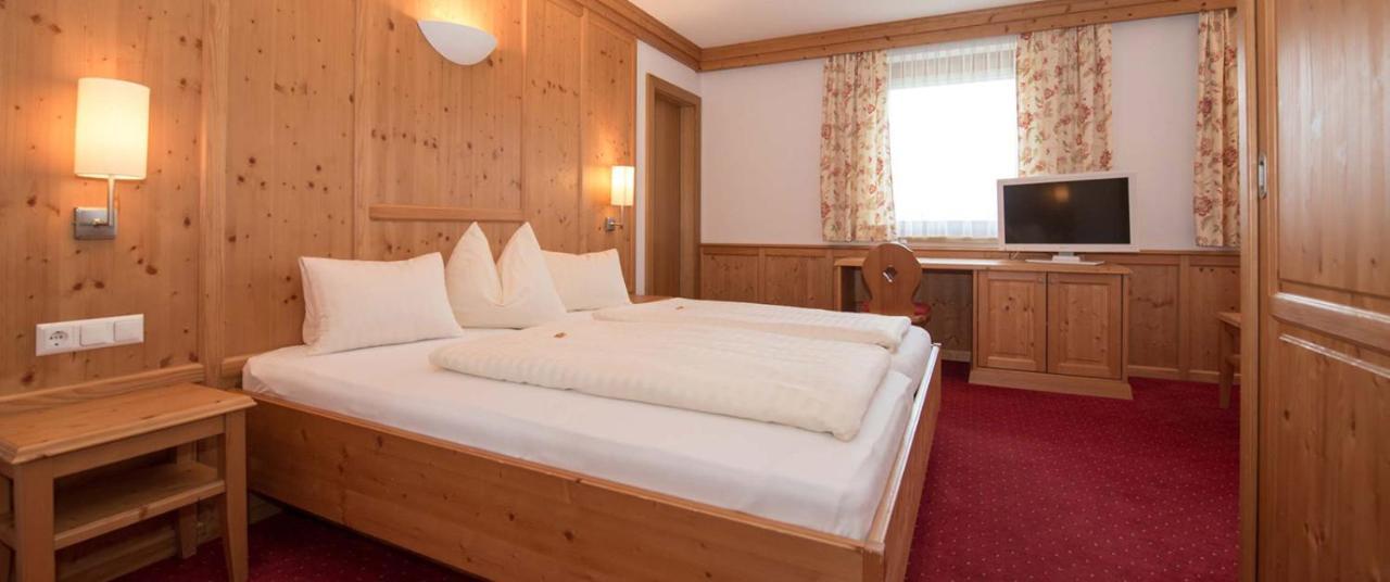 Hotel Brunnwirt Вайсбриах Экстерьер фото