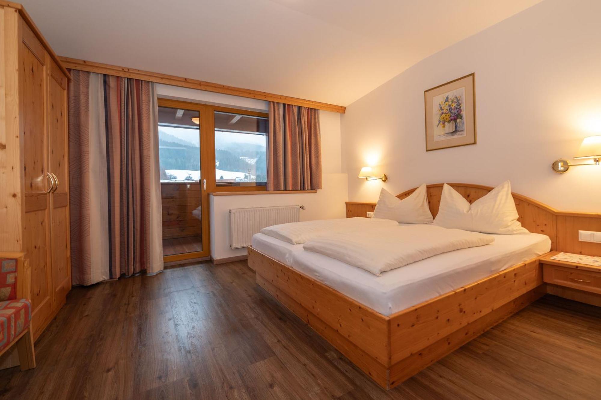 Hotel Brunnwirt Вайсбриах Экстерьер фото
