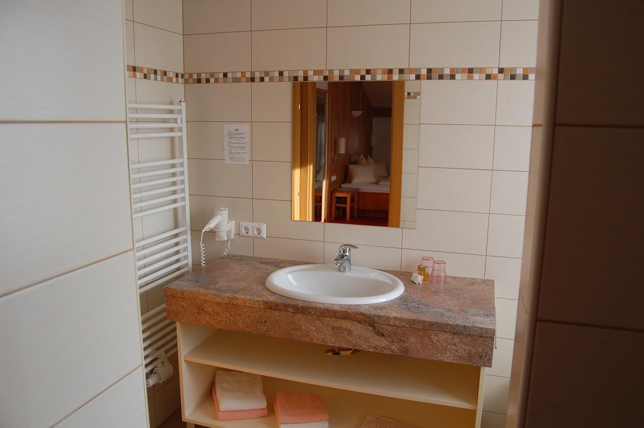 Hotel Brunnwirt Вайсбриах Экстерьер фото