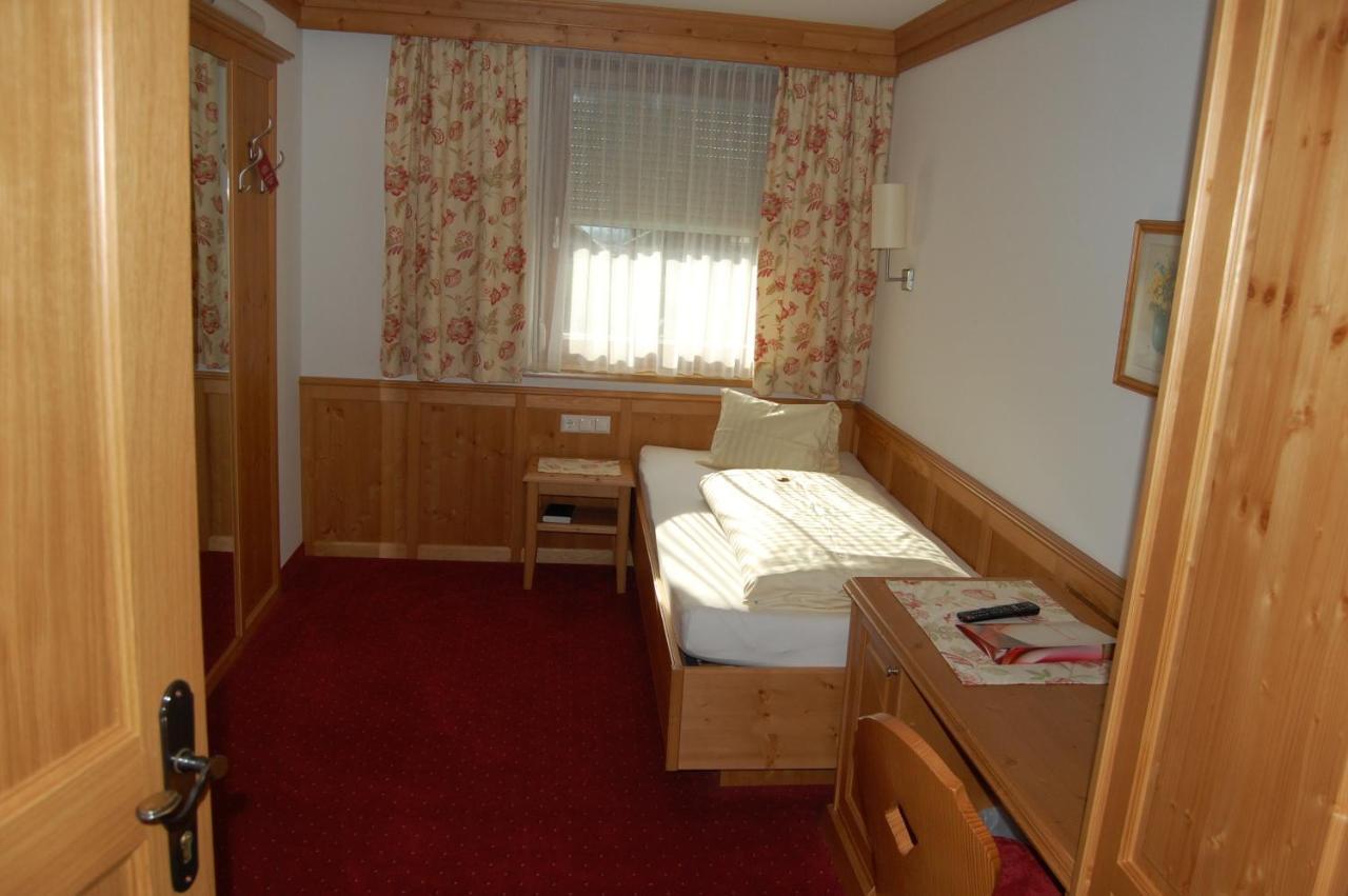 Hotel Brunnwirt Вайсбриах Экстерьер фото